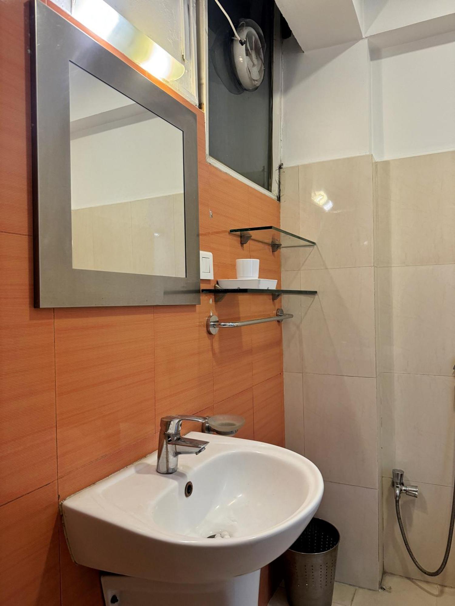 Ananya Apartments Phase 1 Катманду Номер фото